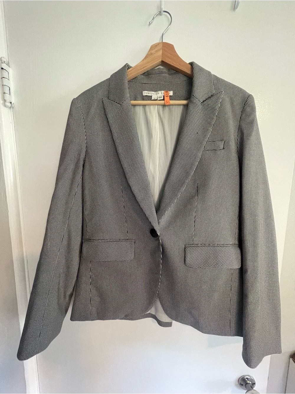 Veronica Beard Spring 2021 Houndstooth Linen-Blend Blazer